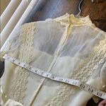 Vintage 1940s Ivory Organza Wedding Dress Appliqué Lace Antique Wedding Photo 13