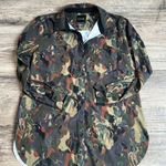 Lysse  Schiffer Stretch MINERAL CAMO PRINT Button Blouse M WRINKLE RESISTANT #100 Photo 7