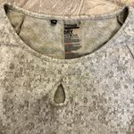 Gymshark Green and White cropped long sleep Photo 6