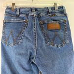 Wrangler  Women's High Rise Trouser Jeans Size 27 Photo 4