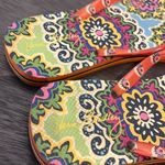 Vera Bradley flip flop sandals Size medium 7/8 Photo 5
