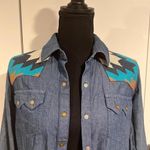 Ariat denim shirt . Size M Photo 1