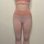 Light Pink peach color Workout Set padded top woman size large nice thick qualit Photo 0