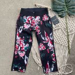 Athleta New  Derek Lam Floral Athletic Capris Size XS Photo 2