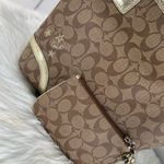 Coach Tan and Gold Star-Patterned Tote Bag with Matching Wristlet Photo 3
