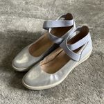 Vionic  Ellery Shoes Womens 6 Metallic Silver Comfy Low Wedge Elastic Ankle Strap Photo 5