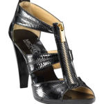 Michael Kors  Berkley T-Strap Heels Dress Sandals Black Patent Crinkle 9M  Photo 0