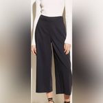 Vince High Waist Crop Wide Leg Navy Side Zip Quiet Luxury Career Coastal Size 2 Photo 2