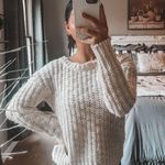 BB Dakota Sweater Photo 0