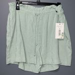 Chelsea and Violet  XL Havana olive shorts elastic waist with pockets 2.5” inseam Photo 10