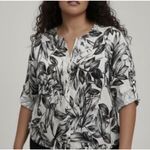 C&C California  Women's 1X Linen Black & White Floral Print Button Down Tunic Photo 1