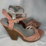 Guess Rose Blush Pink Suede Chunky Heel Sandals 8M Wooden 5” Heel Boho Open Toe Photo 0