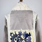 Johnny Was NWOT  Fur & Faux Suede Floral Embroidered Coat Pockets Size S Grey Photo 5