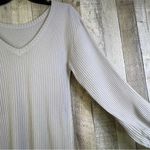 Unbranded Size Medium Ribbed V Photo 5