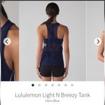 Lululemon  Light And Breezy Tank/Sportsbra Sz 6 Photo 1
