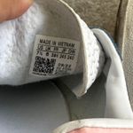 blue gazelle Size 7.5 Photo 5