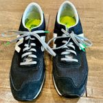 New Balance Women’s 620 Sneakers Black White Size 10 EUC Photo 1