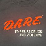 Fruit of the Loom Vintage 80s 90s grunge D.a.r.e. to resist drugs and violence black tee. XS/S Photo 3