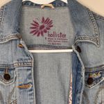 Hollister Womens Denim Jacket Light Wash Distressed Size S Photo 4