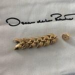 Oscar de la Renta  Gold and Green Leaf Earrings Photo 7