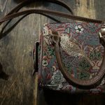 Signage Strawberry Thief Tapestry Small Purse NWOT With Removeable Strap Red Photo 0