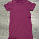 Lululemon Women's Purple Swiftly Tech  athletica Top Photo 0