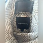 Ivanka Trump Nwt  Wool Blend trenchcoat With Belt Originally $400  size 6 Photo 2