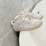 Nike  Air Force 1 ’07 One Triple White Low Size 8.5 Sneakers Shoe Photo 9