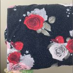 H&M 3 for $12: Black & Red Roses Three-Quarter Sleeve Shirt (Seen on Teen Wolf) Photo 7