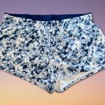 Gap Women's Fit Blue Pattern Running Shorts size XXL Photo 1