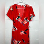 A New Day 🌺🌹🌸  Beautiful Bright‎ Red Floral Wrap Dress Size XS Photo 2