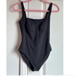 SKIMS  Naked Scoop Neck Bodysuit in Onyx, Size Medium - DD Photo 1