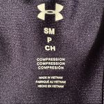 Under Armour Heat Gear Keyhole back mid impact bra Photo 6