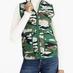 J.Crew  Green Quilted Camo Preppy Outdoor Hiking Gorpcore Vest XS Photo 0
