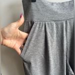 Vuori  Lux At Ease High Rise Cropped Pants Large workout yoga athleisure Photo 2