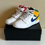 Jordan Air 1 Mid Women’s Photo 0