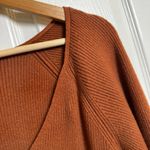 Abercrombie & Fitch Ribbed V-Neck Sweater Rust Brown Balloon Sleeve M Soft Knit Photo 2