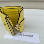 Michael Kors Sunshine Carmen Medium Trifold Leather Wallet Photo 4