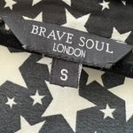Brave Soul Black + White Star Print Button Down Blouse - Size Small Photo 3