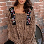 Oddi  NWT‎ Ditzy Dot Print Top with Floral Embroidery in Taupe.  Size Small Photo 0