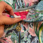 Lilly Pulitzer ocean print half zip pullover size medium Photo 2