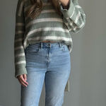 American Eagle  MOM STRAIGHT JEANS Photo 0