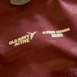 Old Navy  Active Elevate Legging Go-Dry Maroon Camouflage Activewear Sz M Photo 4