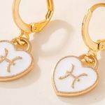 Pisces constellation earrings Photo 1