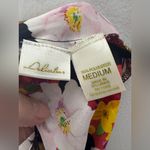 Delicates  Medium Satin‎ Floral Camisole Top Photo 3