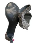 Joie  Pewter Silver Metallic Glitter Dress Heels Size 36 Photo 4