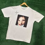 Lady Gaga “Mayhem” beige T-shirt in size XL Photo 2
