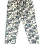Jess Lea Camo Pull Photo 0