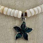 Puka shell abalone flower pendant necklace Photo 1