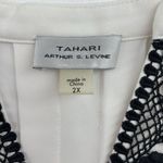 Tahari Plus 2X Top Ivory Black Lace Detail Blouse V-Neck Pleats Jumper Women's Photo 8